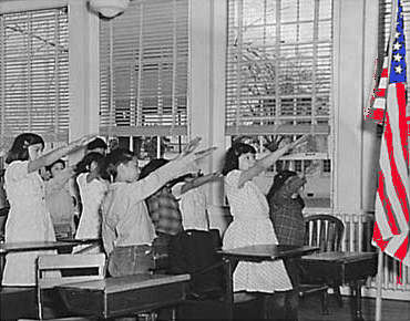 US Students in the 1940's doing the Bellamy salute